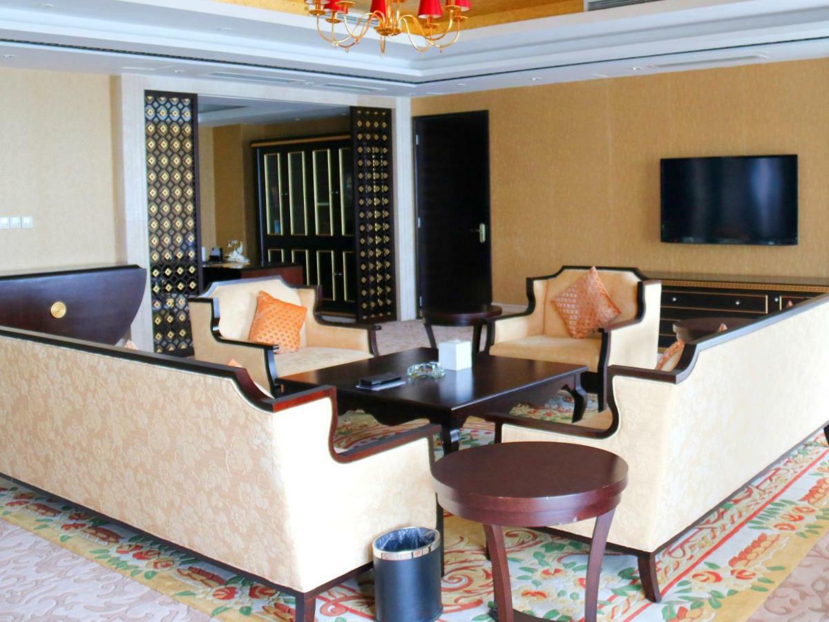 Grand Metropark Hotel Чунцин Экстерьер фото